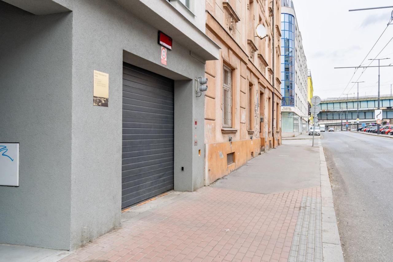 Brand New Two Room Apartment #26 With Free Secure Parking Close To Center Прага Екстер'єр фото